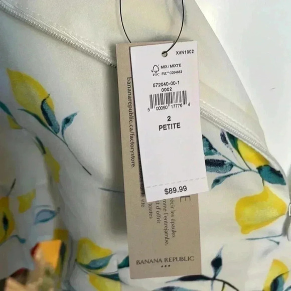 Banana Republic Frill  Fit-and-Flare white lemon print dress sz 2 P - Picture 4 of 6